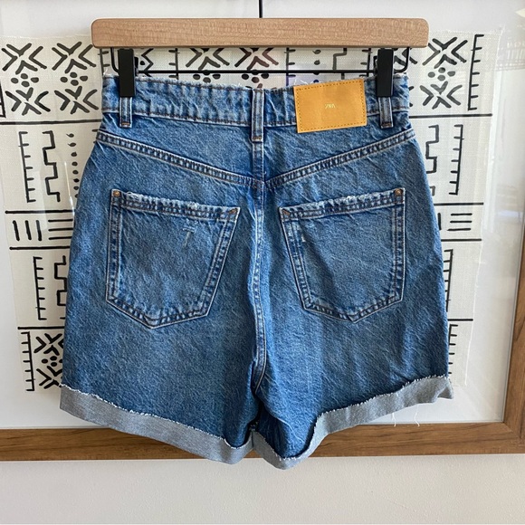 ZARA High Rise Shorts - Picture 5 of 8